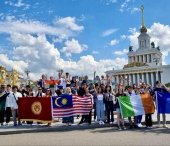 Путешествие юных соотечественников по нашей стране продолжается! программа «Здравствуй, Россия!