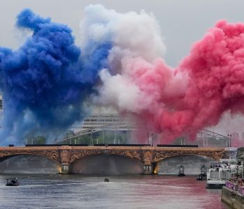 Революция в Париже. Статья о церемонии открытия Олимпийских игр в Париже