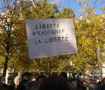 Заявление Координационного совета российских соотчественников во Франции по поводу убийства учителя Самюэля Пати. Déclaration du Conseil de coordination des compatriotes russes en France sur l’assassinat de l’enseignant Samuel Paty.