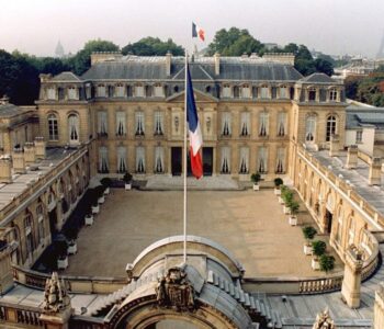 Координационный совет получил ответ из кабинета президента Франции на письмо с просьбой ускорить регистрацию российских вакцин во Франции