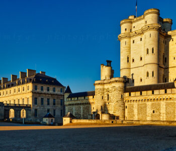 Вследствие войны в Украине, Венсеннский замок ограничивает доступ для русских/россиян.