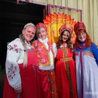 22 февраля в Монтобан Ассоциация «Пушкин» подарила городу яркий и по-настоящему тёплый праздник Масленицы