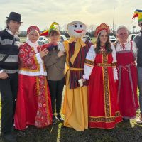 22 февраля в Монтобан Ассоциация «Пушкин» подарила городу яркий и по-настоящему тёплый праздник Масленицы