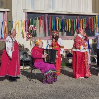 22 февраля в Монтобан Ассоциация «Пушкин» подарила городу яркий и по-настоящему тёплый праздник Масленицы