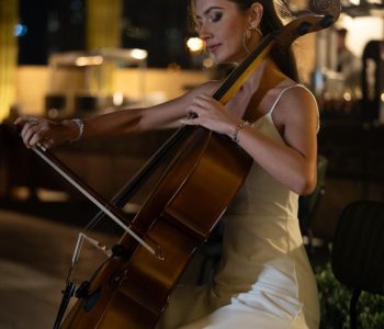 Виолончель XVIII века, диджей и Южная Корея. Как Кристина Матурина стала Stina Cello.  Казань — Сеул — Дубай — Париж. Разговор о музыке, свободе и следующем шаге.